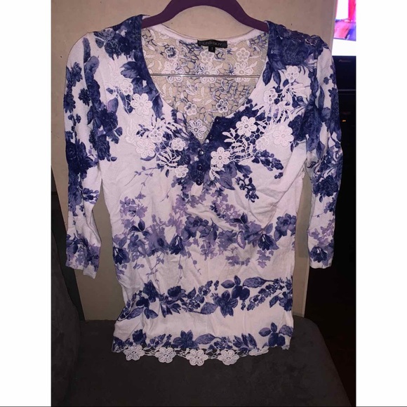 Women’s Léo Guys Floral Print Top - Picture 1 of 7
